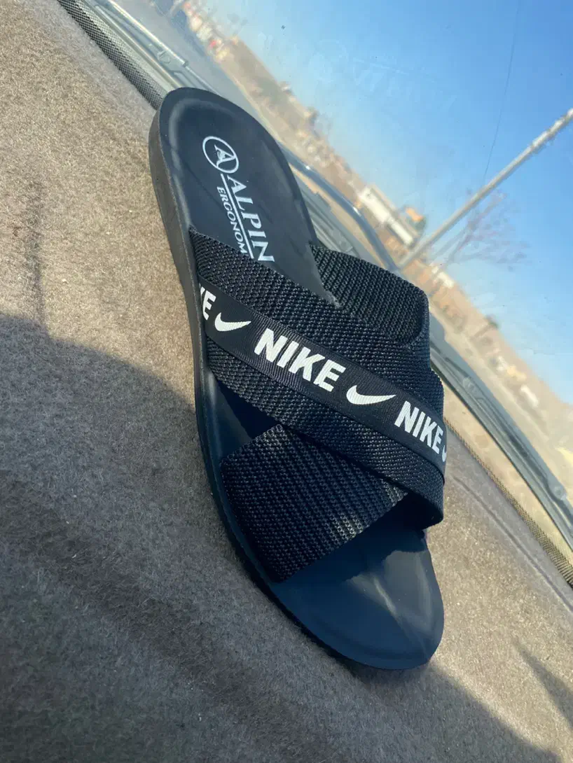 فروش عمده دمپایی مردانه کیفیت عالی و قیمت ویژه|کیف، کفش، کمربند|شیراز, حجت آباد|دیوار