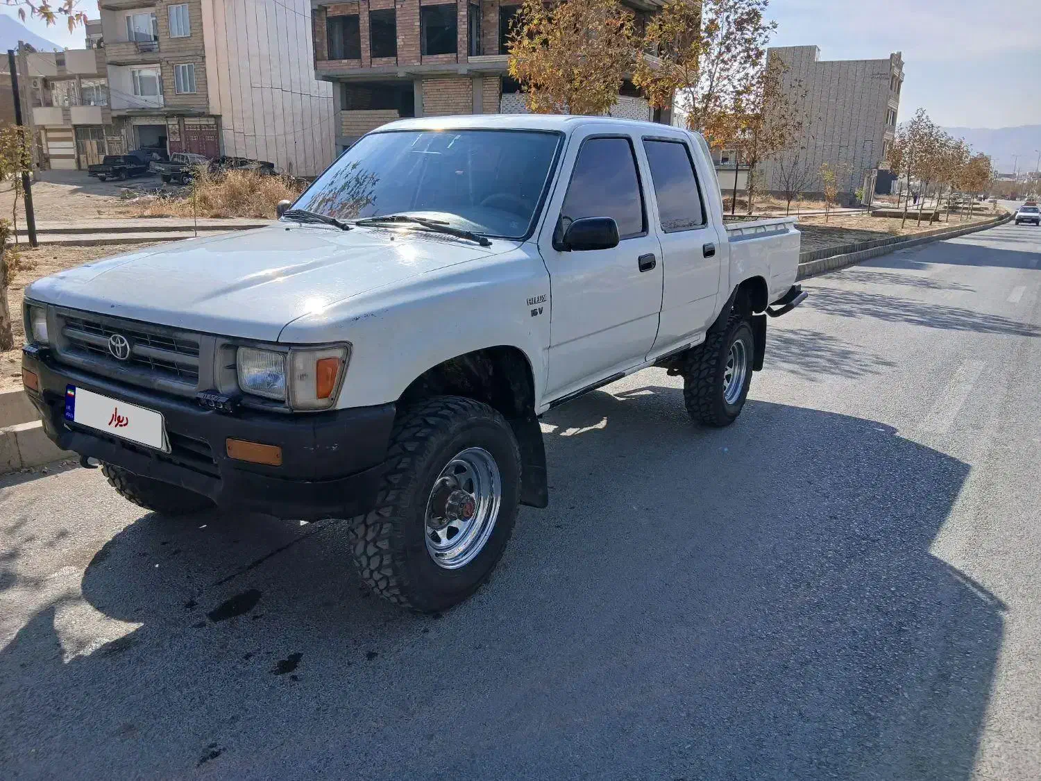 تویوتا هایلوکس دوکابین ۹۲بدونه رنگ|خودرو سواری و وانت|سقز, |دیوار