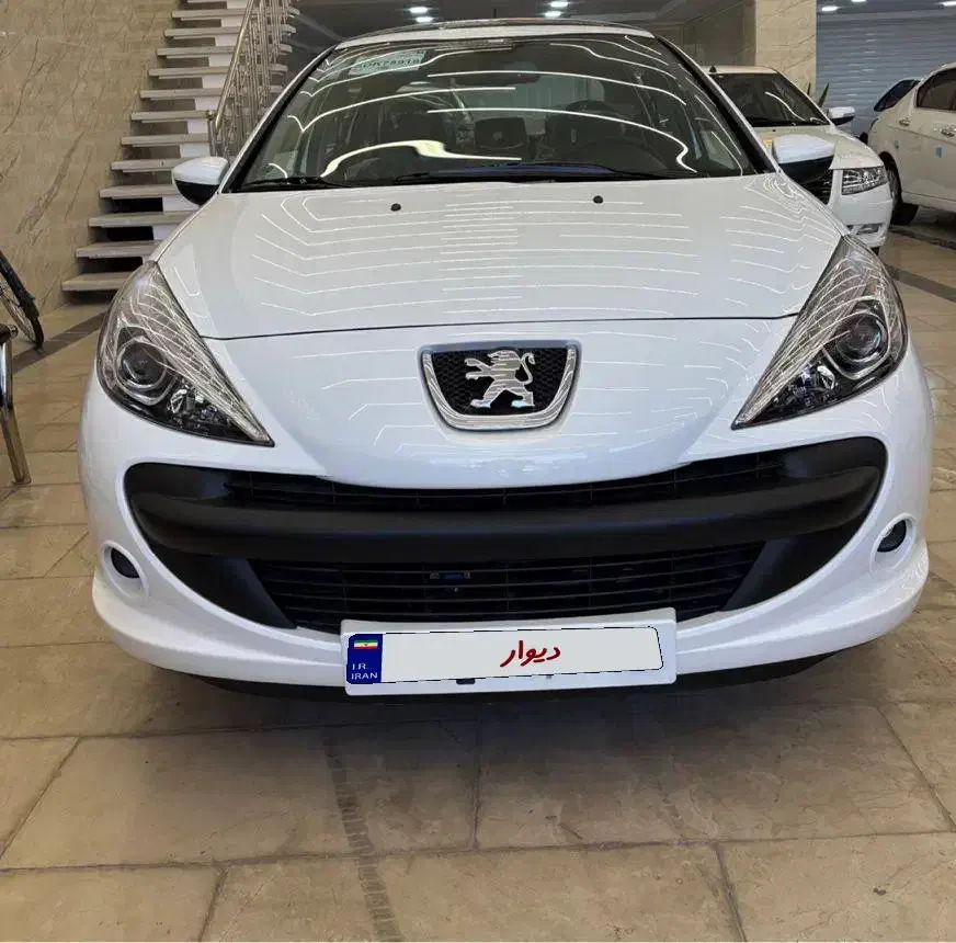 ۲۰۷سقف پانا ارتقا یافته۱۴۰۴|خودرو سواری و وانت|کرمان, |دیوار