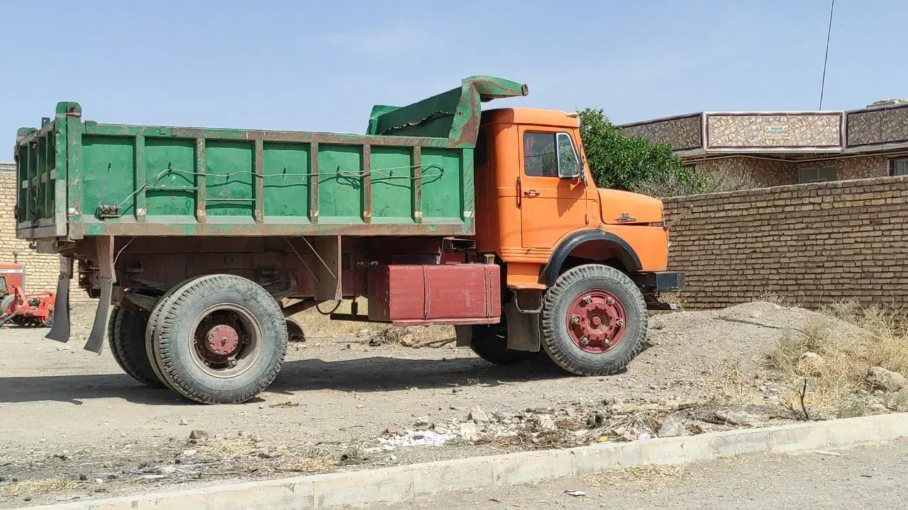 بنز تک کمپرس|خودرو سنگین|نی‌ریز, |دیوار