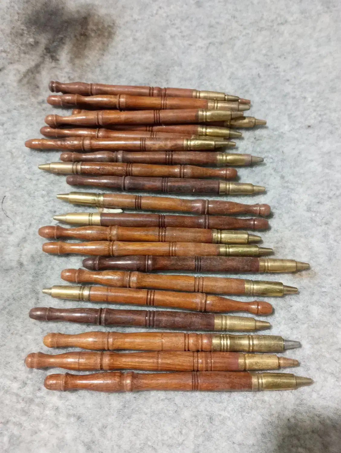 خودکار قدیمی چوبی هندی کار دست|کلکسیون اشیاء عتیقه|زاهدان, |دیوار