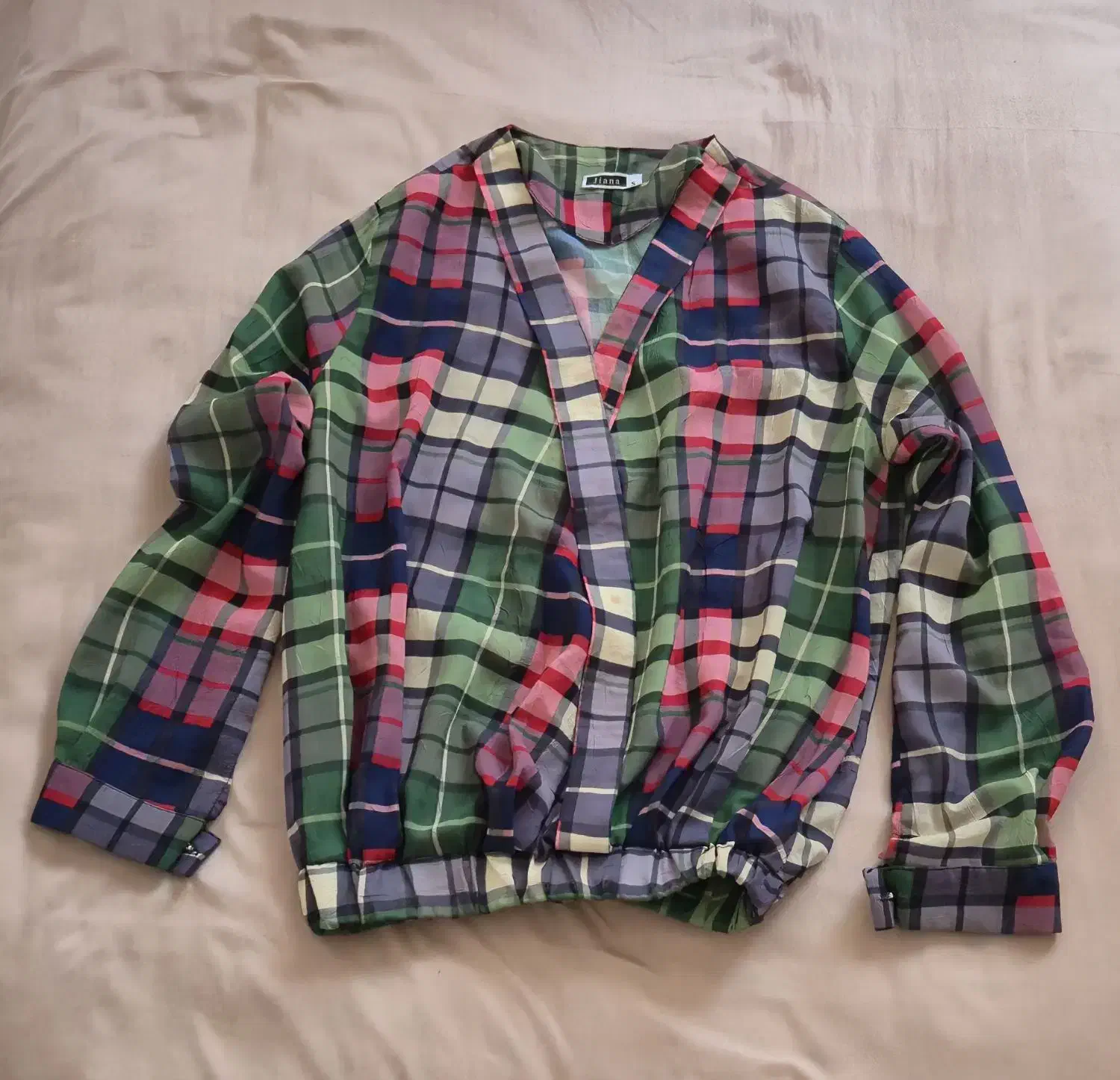 تعدادی لباس دخترانه سالم|لباس|اردبیل, |دیوار