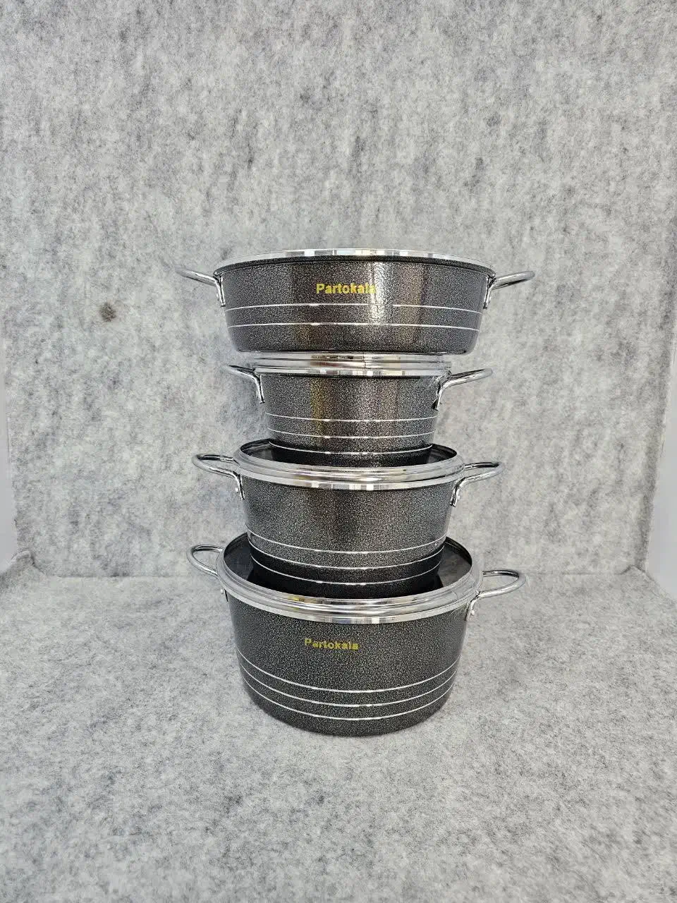 سرویس قابلمه۷پارچه گلدانی(تعویض قابلمه کهنه با نو)|ظروف پخت‌وپز|قم, ولیعصر|دیوار