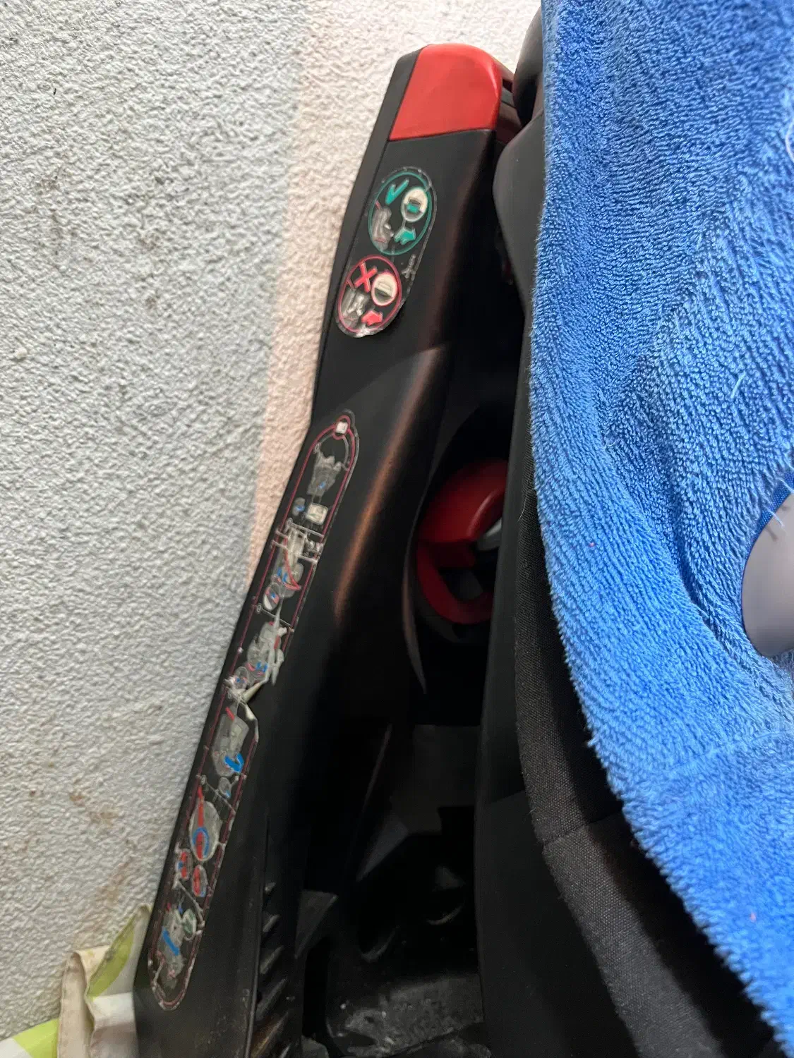 صندلی ماشین مکسی کوزی|تخت و صندلی بچه|تهران, جهاد|دیوار