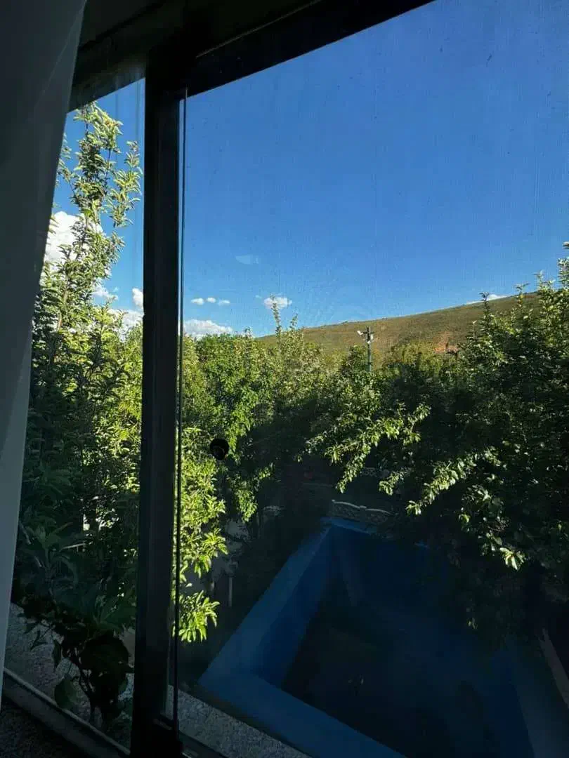 اجاره باغ ویلا استخر آب گرم و جکوزی ...حیدره|اجارهٔ کوتاه‌مدت ویلا و باغ|همدان, |دیوار