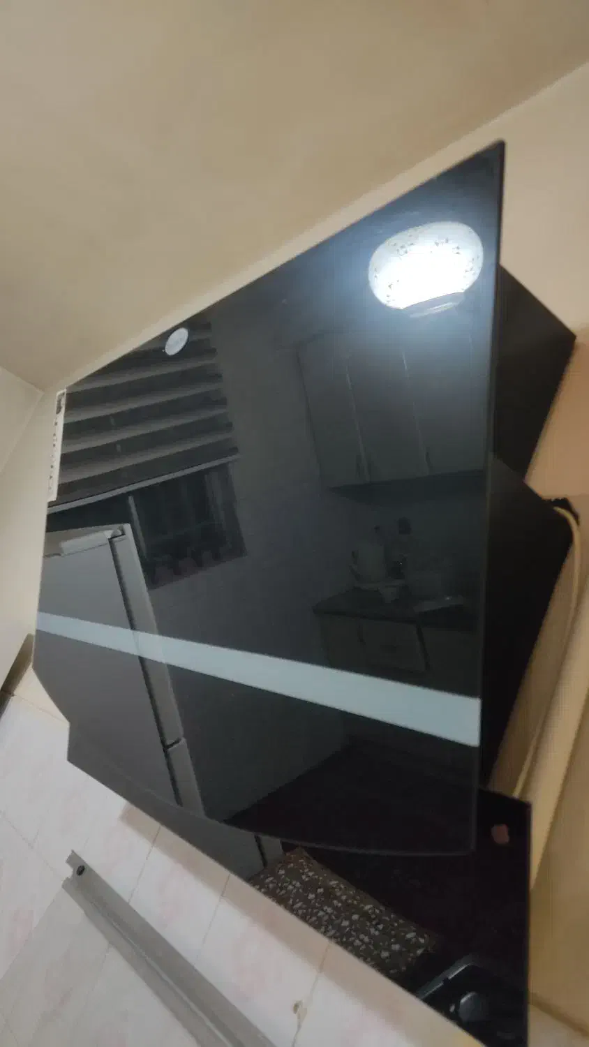 هود نونو|هود|همدان, |دیوار