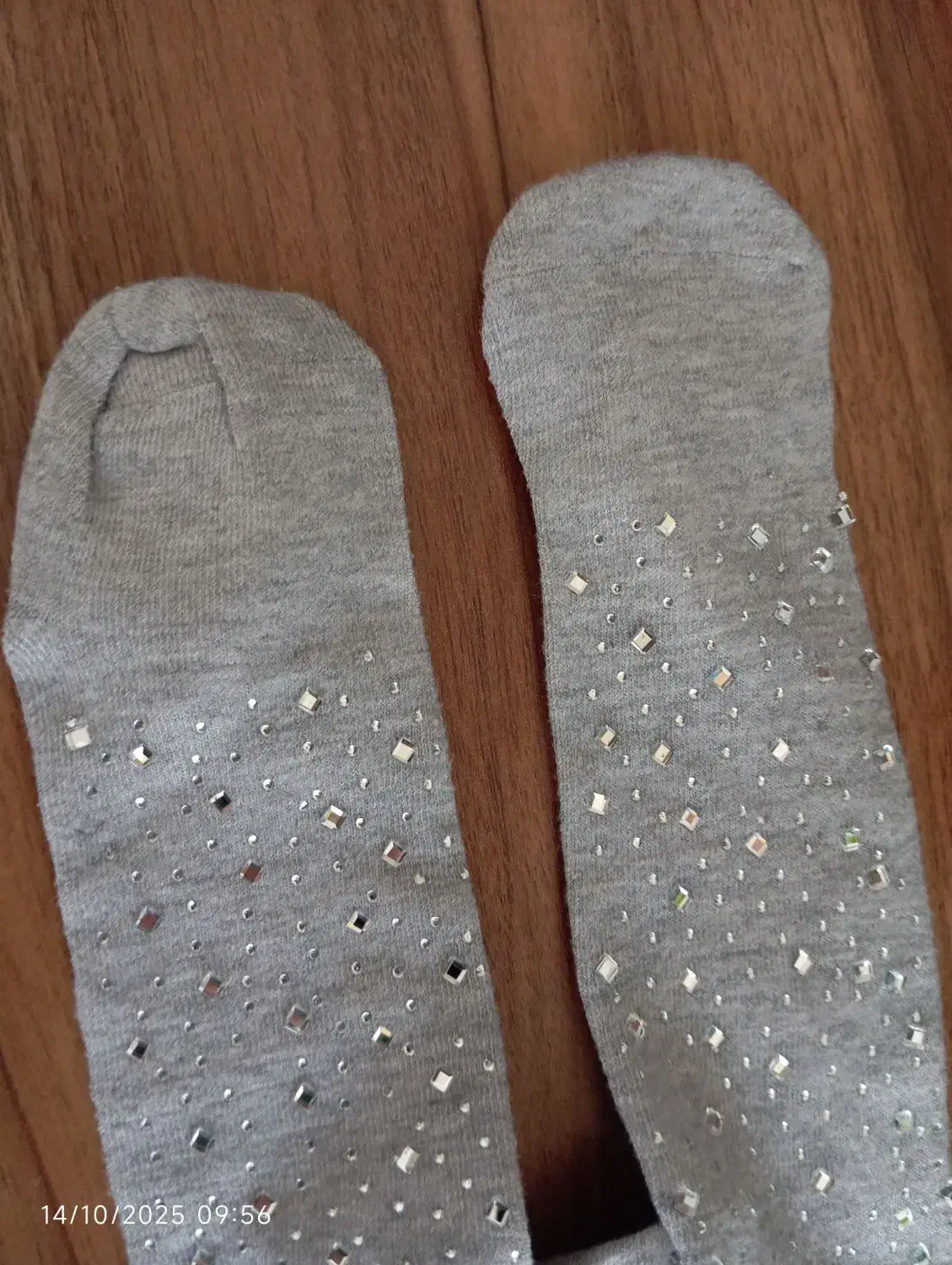 جوراب شلواری نوزادی نگین دار|کفش و لباس بچه|قم, زنبیل آباد|دیوار