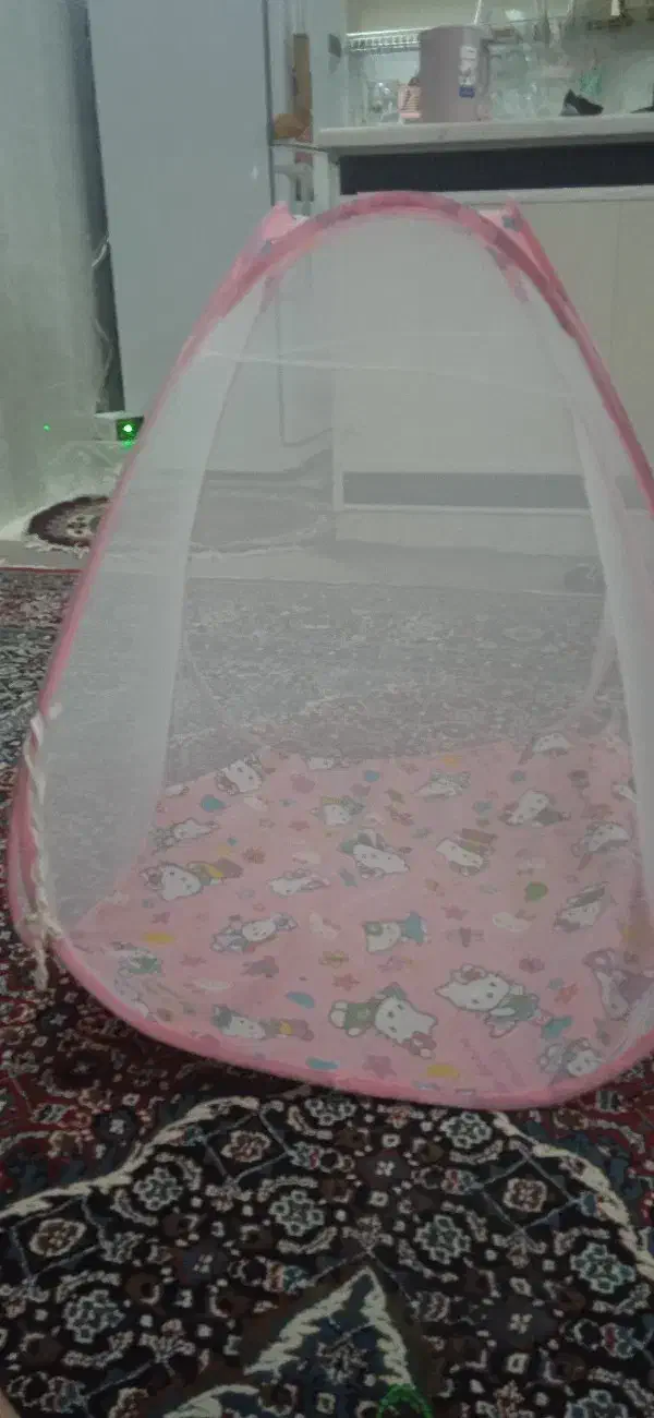 پشه بند|تخت و صندلی بچه|کاشان, سال آباد|دیوار