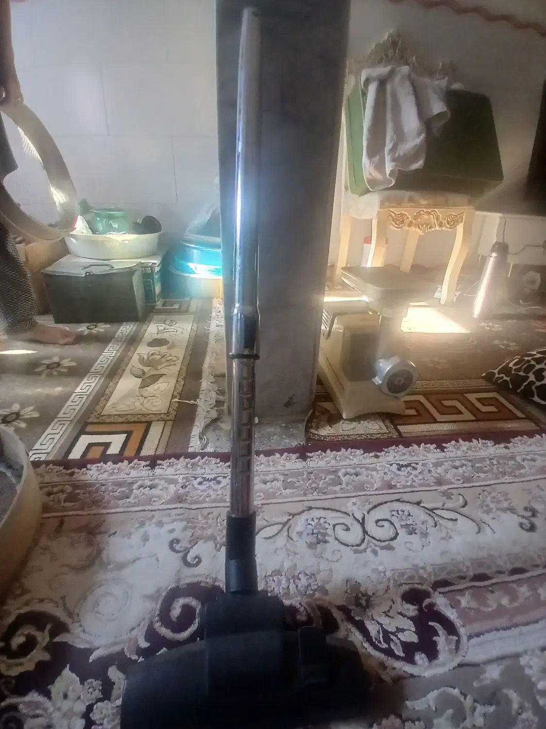 سبزی خرد کن دسته ی جارو برقی و مقداری وسیله|بوفه، ویترین، کنسول|بروجرد, |دیوار