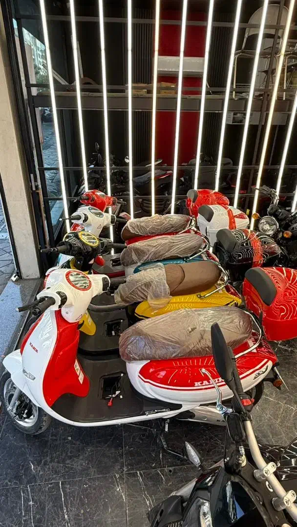 موتور گالیسا وسپا۱۵۰کبیرGALLISAصفر1404کاوان3فیدل4|موتورسیکلت|تهران, عباسآباد|دیوار