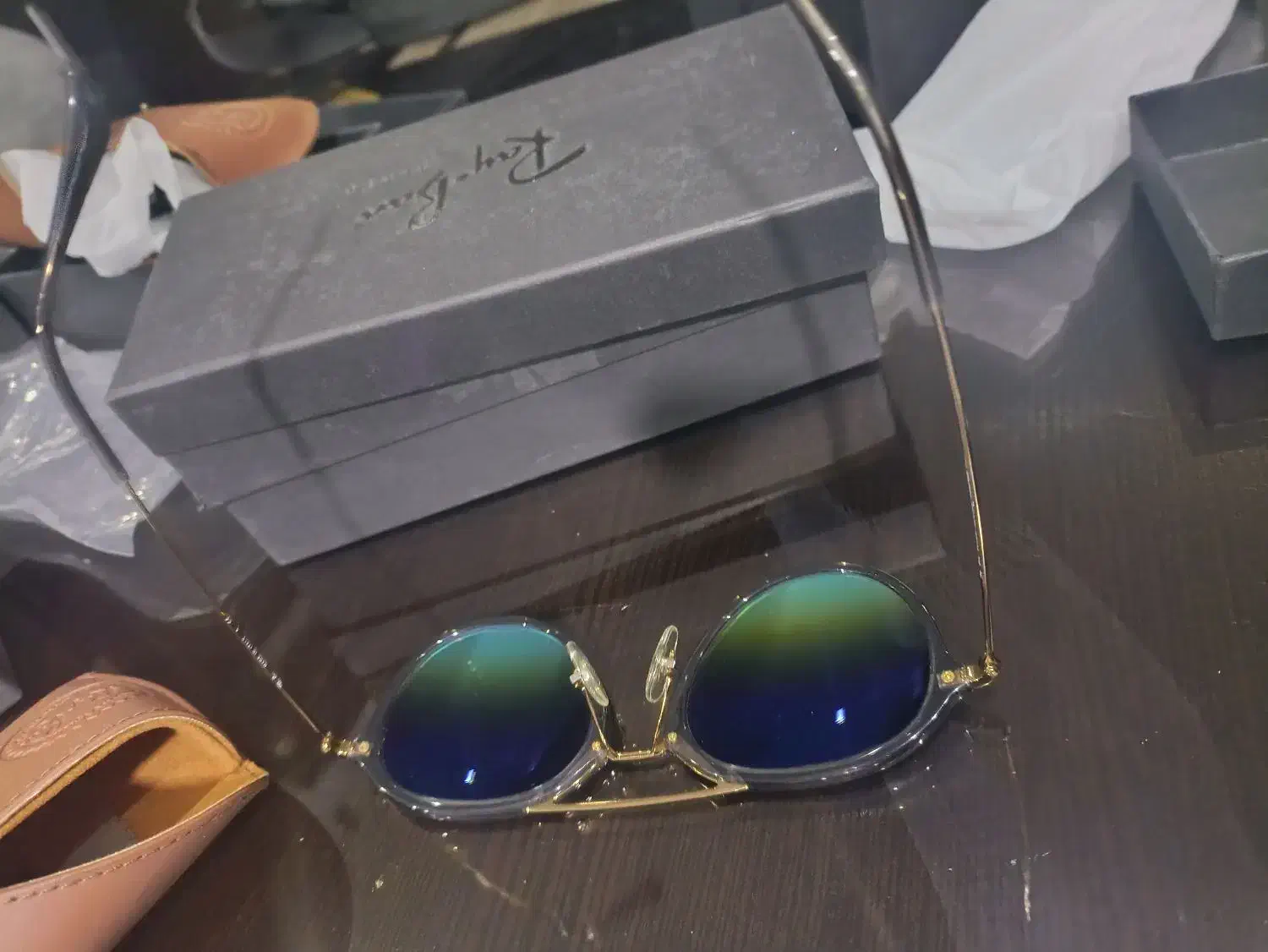 عینک ری بن|زیورآلات و اکسسوری|تهران, بنی‌هاشم|دیوار