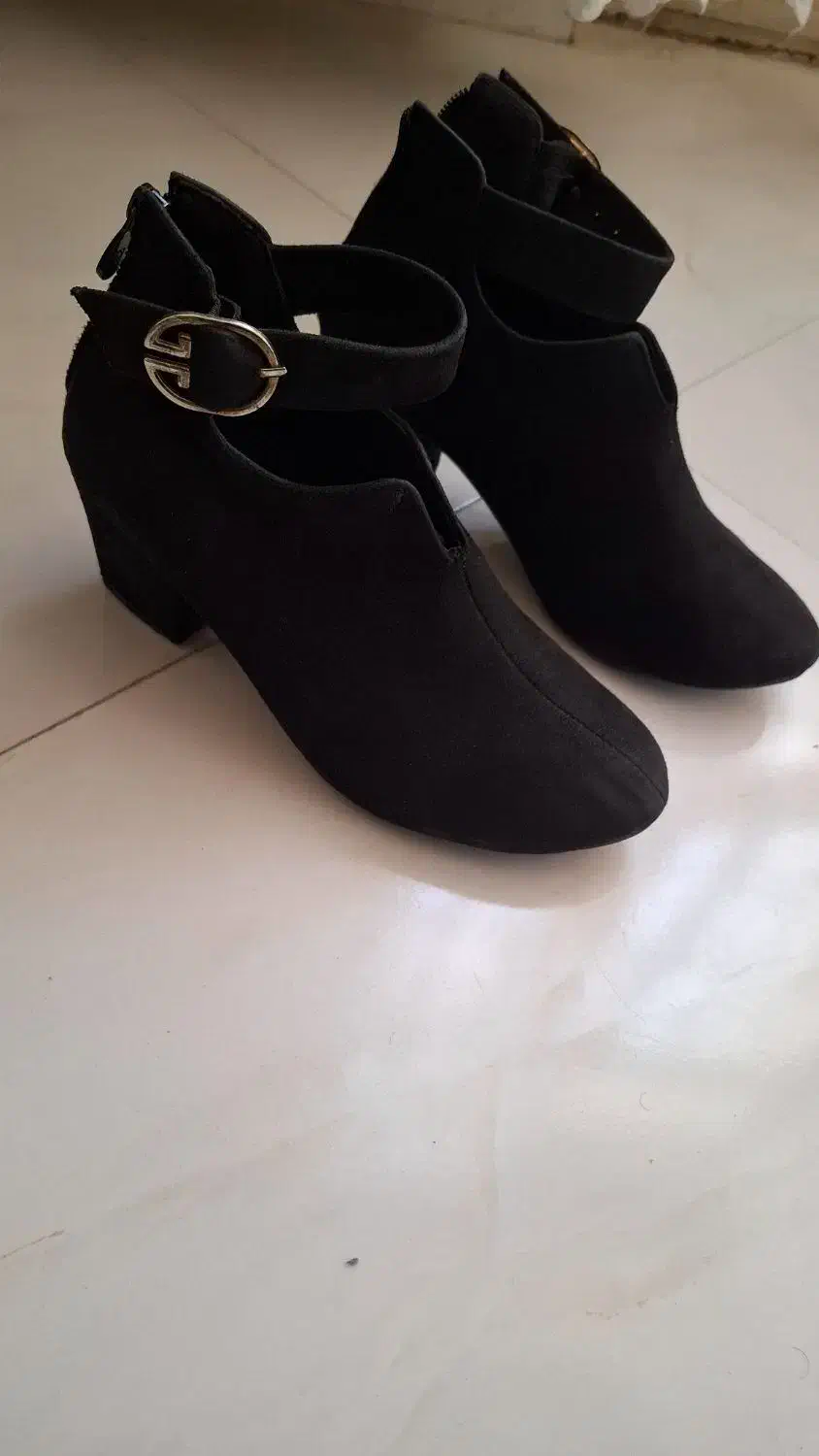 چهار جفت کفش در حد نو|کیف، کفش، کمربند|نیشابور, گنبد سبز|دیوار