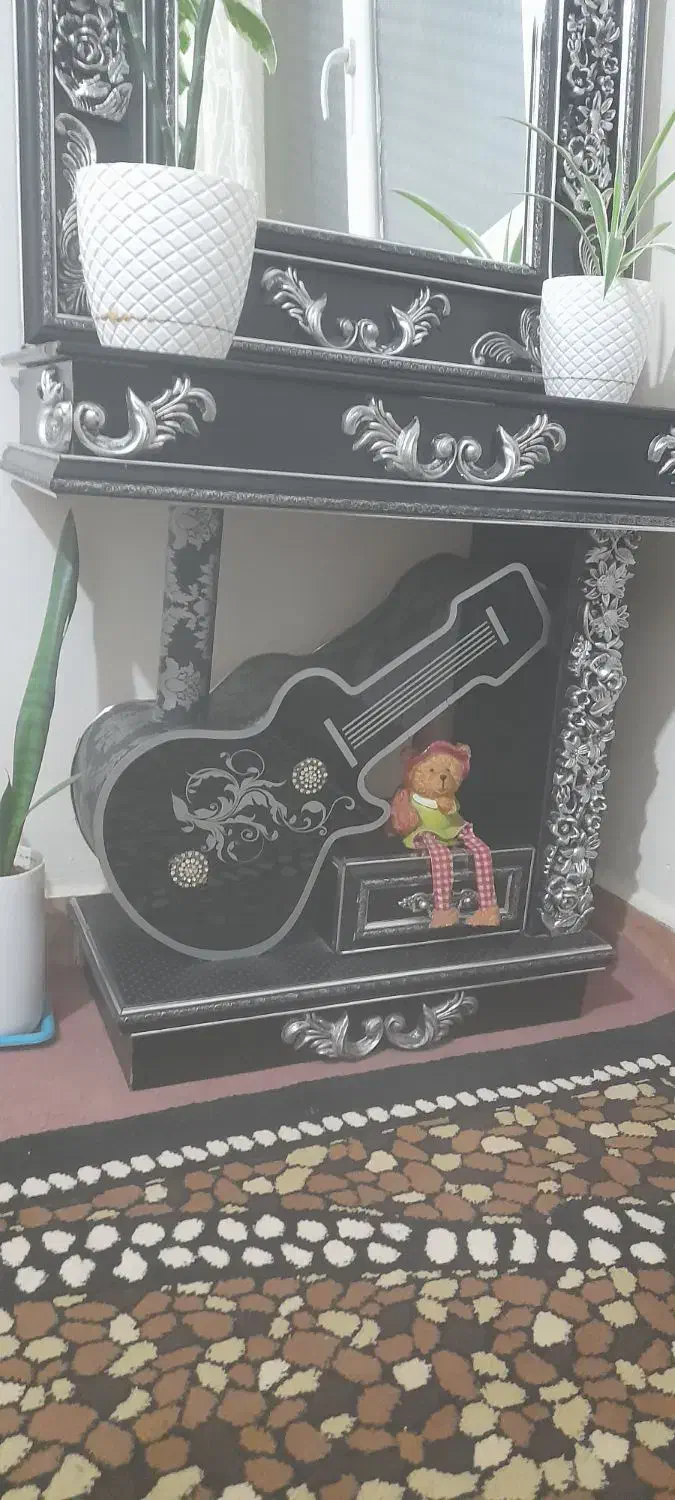 اینه زیرش|آینه|کرمانشاه, |دیوار