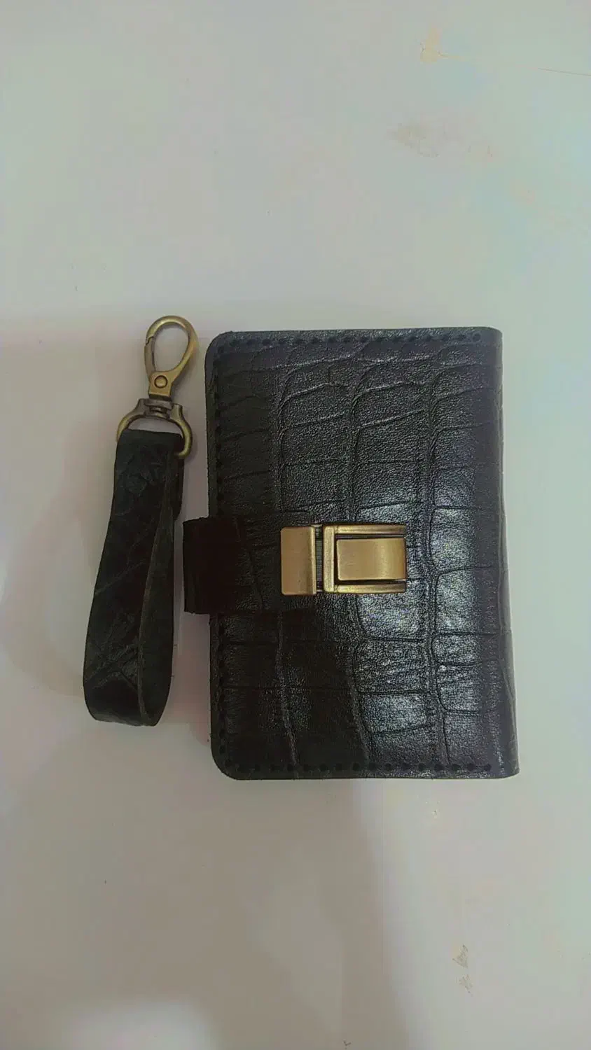 کیف زنانه ومردانه چرم طبیعی|کیف، کفش، کمربند|کاشان, زیارتی|دیوار