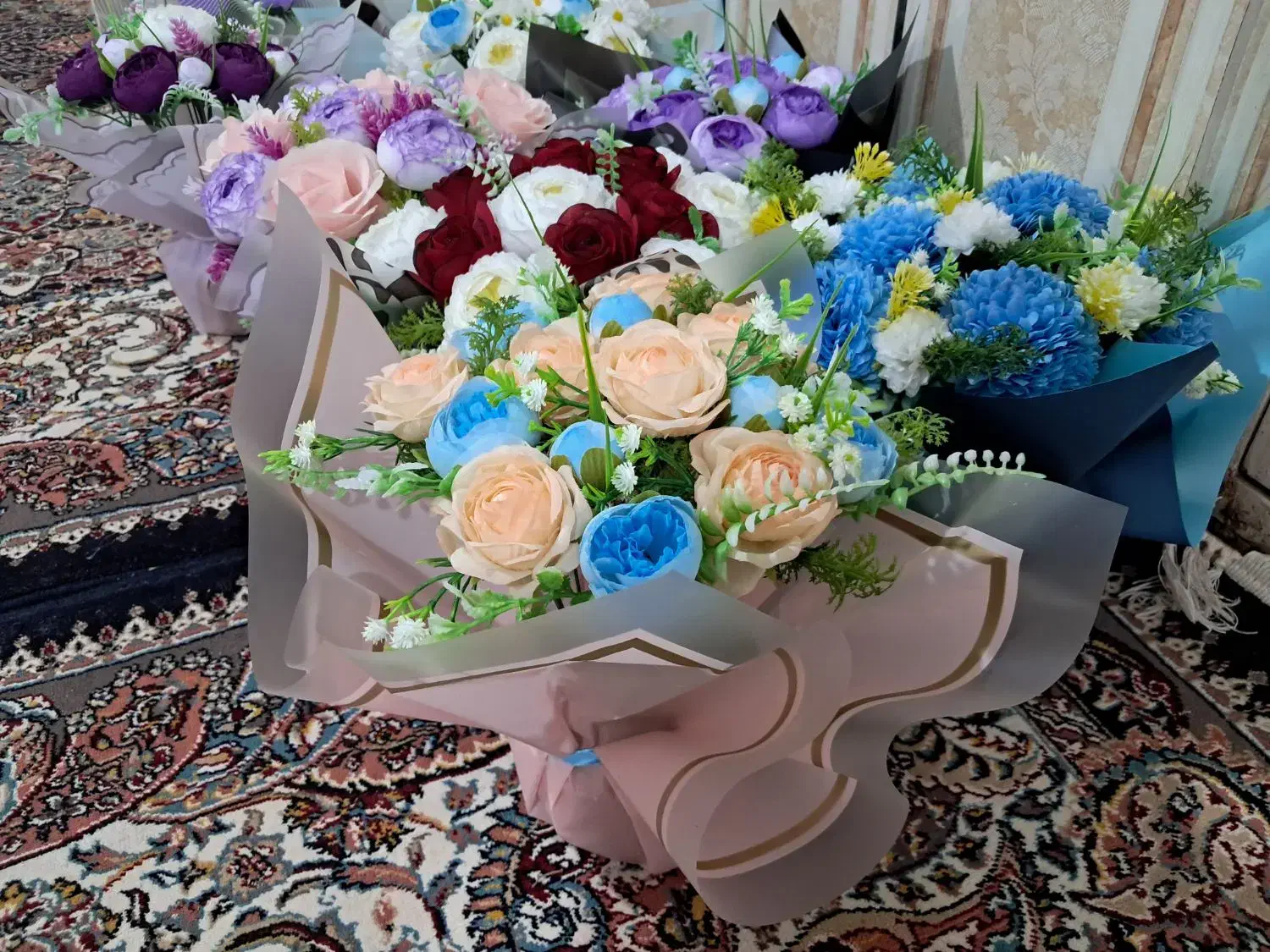 دسته گل و باکس|گل مصنوعی|خرم‌آباد, |دیوار