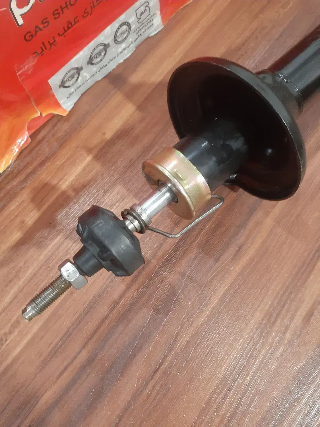 کمک فنر عقب پراید.|قطعات یدکی و لوازم جانبی|بندر انزلی, بشمن|دیوار