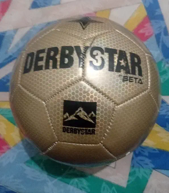 توپ چمنی|ورزشهای توپی|پرند, فاز ۵|دیوار