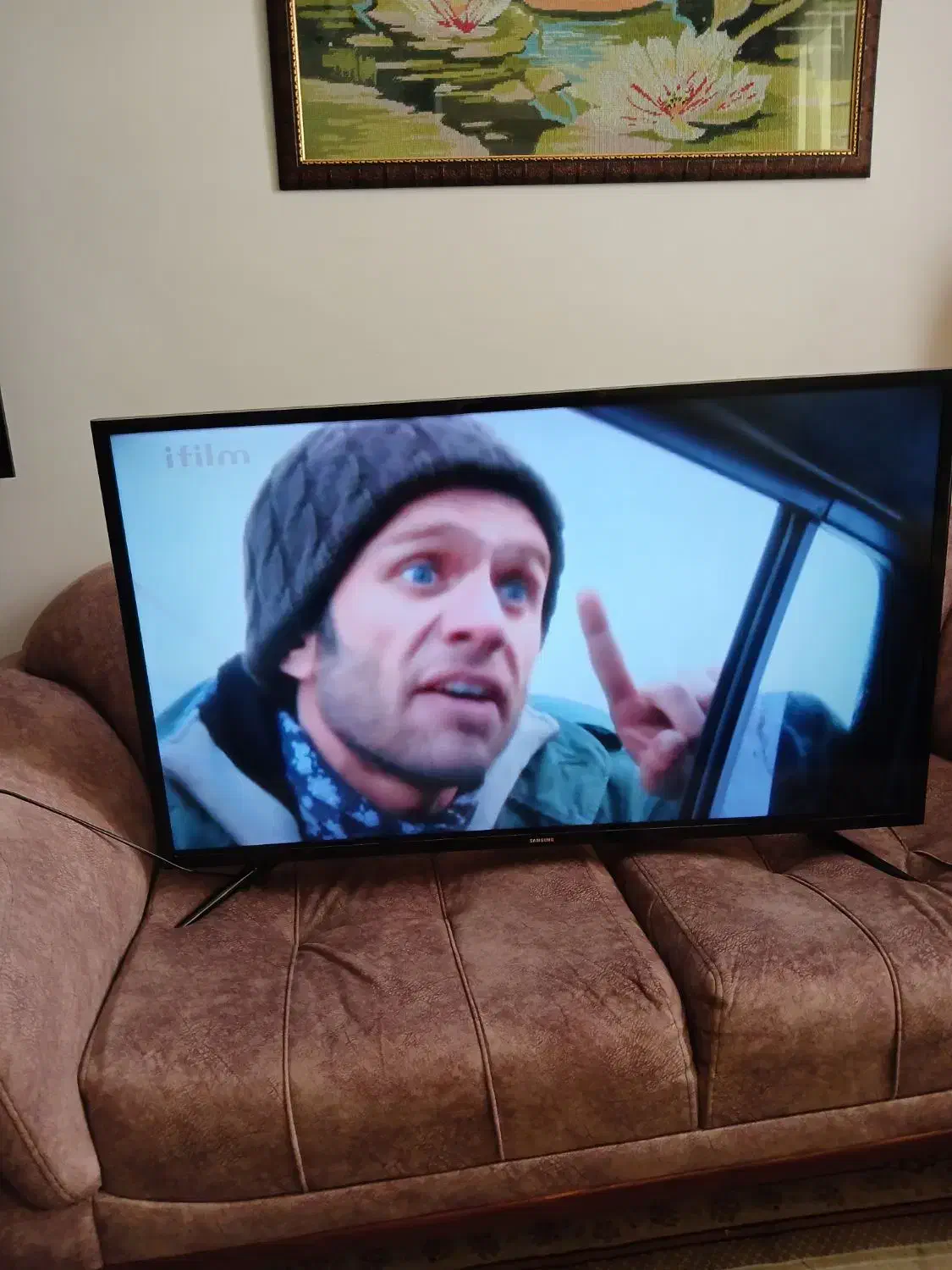 تلویزیون سامسونگ ۴۳اینج کاملآ سالم|تلویزیون و پروژکتور|رشت, منظریه|دیوار