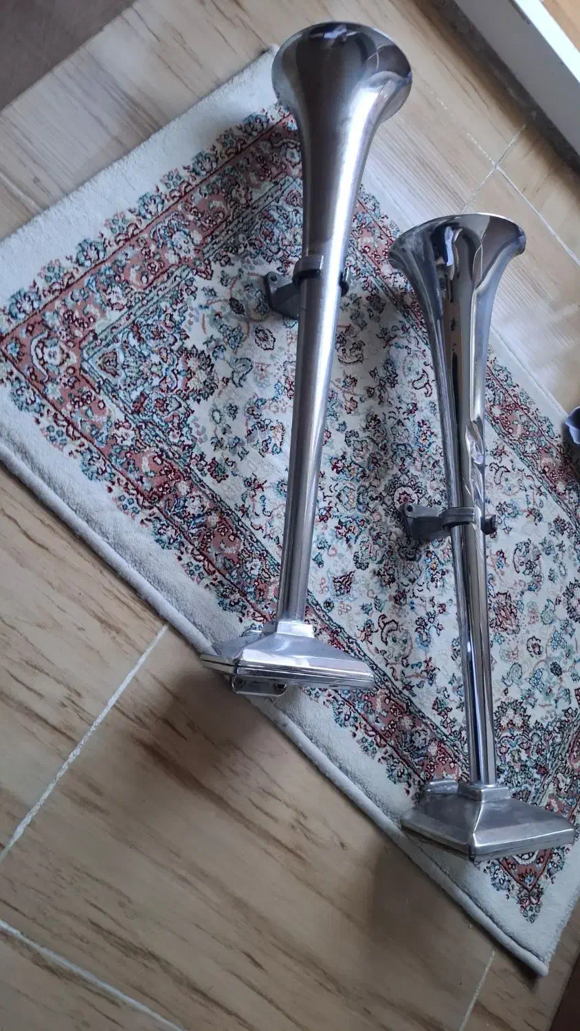 یک جفت بوق اصلی افی hadley|قطعات یدکی و لوازم جانبی|اردبیل, |دیوار