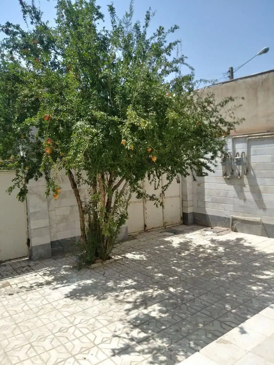 دوطبقه ویلایی به علت مهاجرت زیر فی .معاوضه با مشهد|فروش خانه و ویلا|سبزوار, امیر کبیر|دیوار