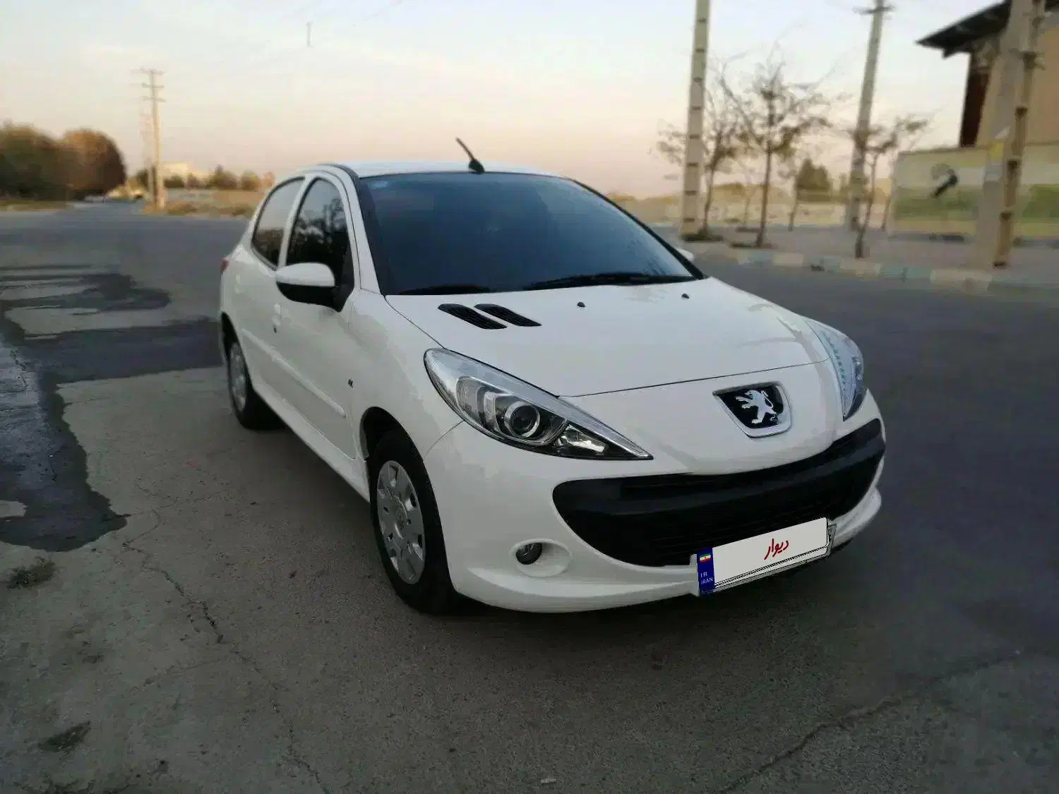 پژو 207 مدل 1402|خودرو سواری و وانت|تهران, شهرک چیتگر|دیوار