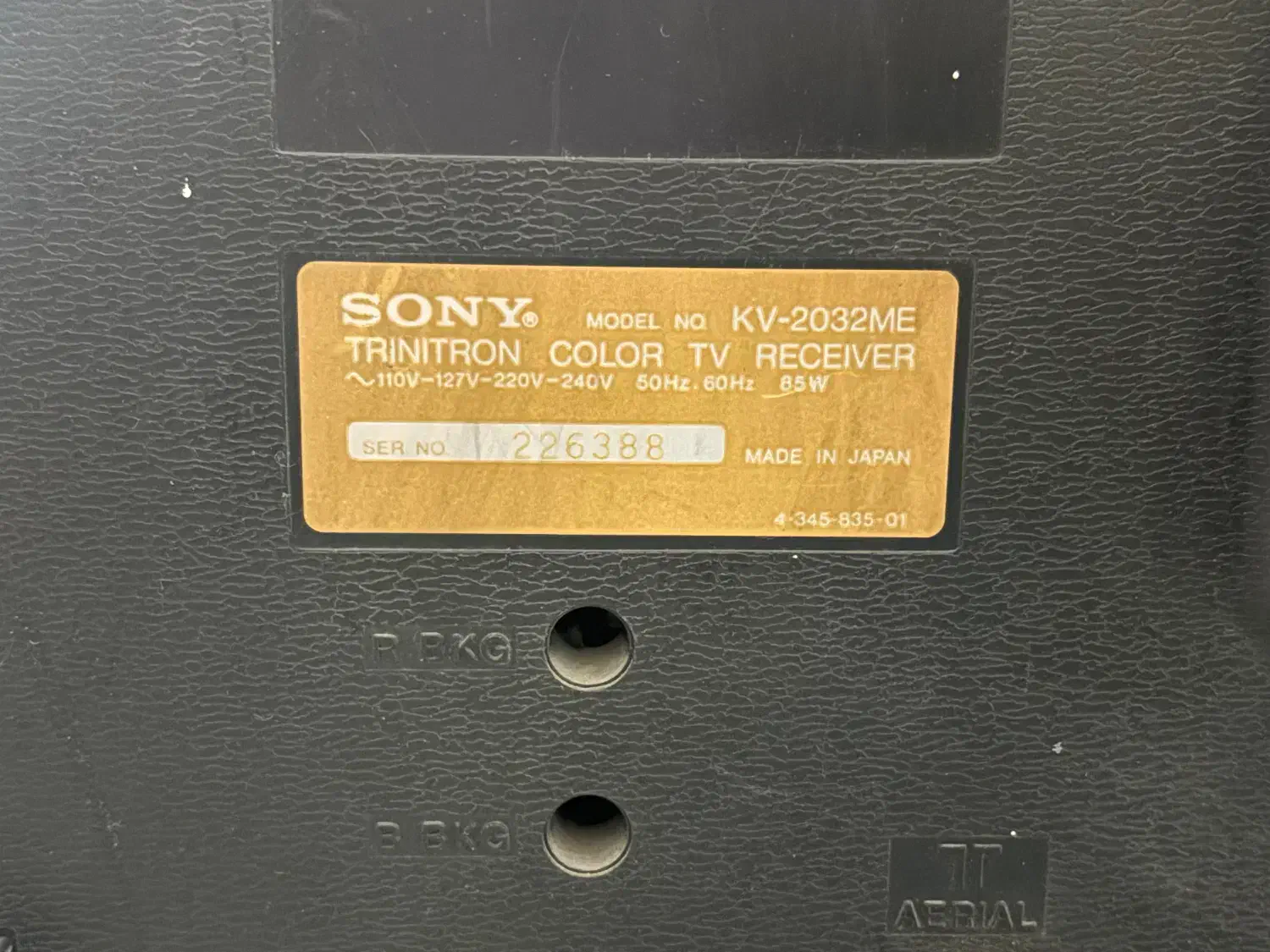 تلویزیون عتیقه|کلکسیون اشیاء عتیقه|قم, باجک دو|دیوار