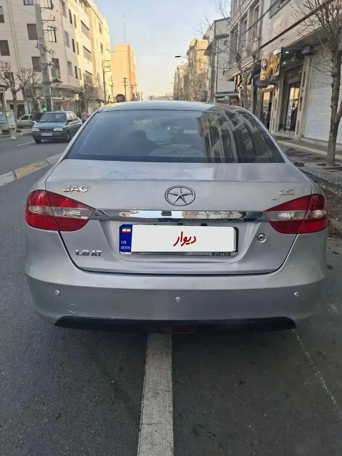 جک j5 مدل۹۶ نقره ای|خودرو سواری و وانت|تهران, شهید رجایی|دیوار