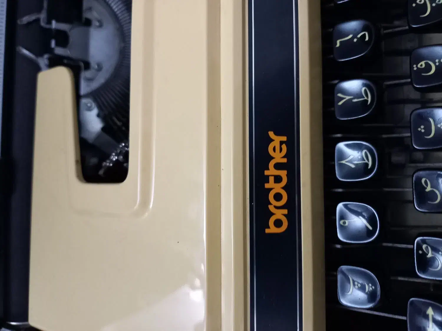 دستگاه ماشین نویسی دستی ژاپن اصل|کلکسیون اشیاء عتیقه|نوشهر, |دیوار