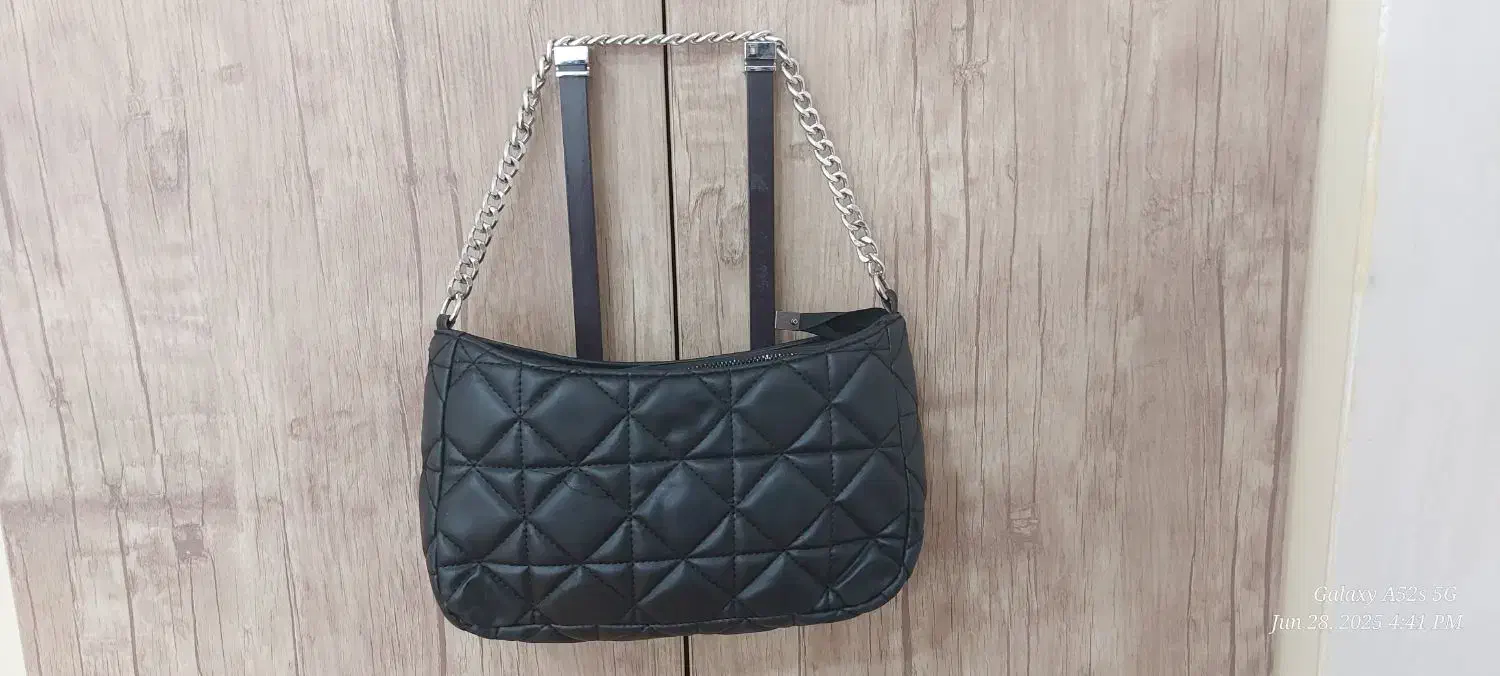 کیفها در حد نو|کیف، کفش، کمربند|جوانرود, |دیوار