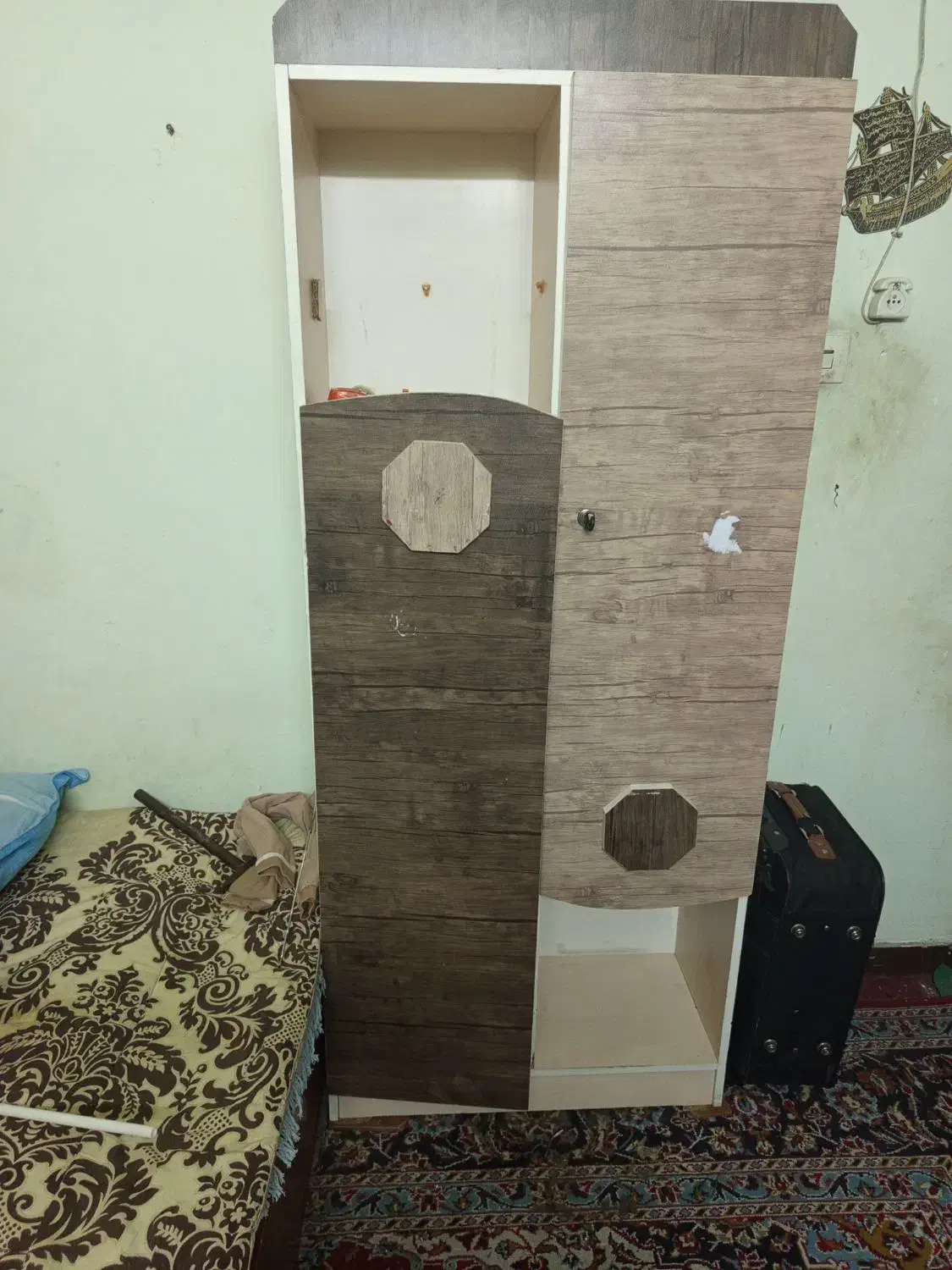 کمد تنها جنس خوب دو در طبقه دار|جاکفشی، کمد، دراور|شیراز, شریفآباد|دیوار
