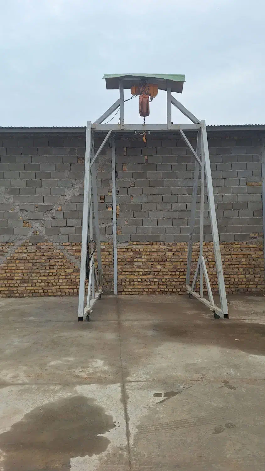 دستگاه پرس کارتن یک تنی همراه با جرثیقل|ماشینآلات صنعتی|ابهر, |دیوار