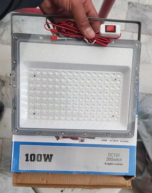 انواع پرژکتور شارژی و ماشینی تعداد محدود|لامپ و چراغ|سراوان, |دیوار