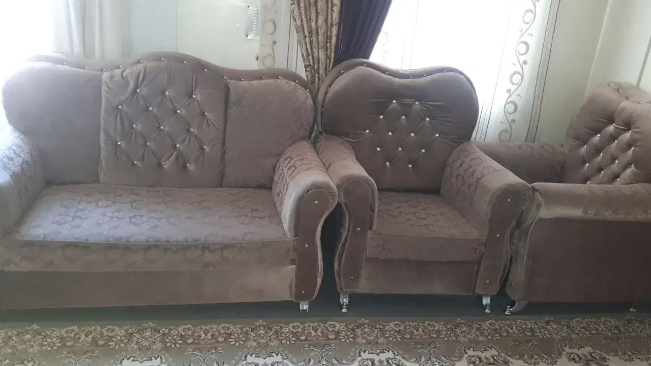 مبل|مبلمان خانگی و میز عسلی|سمنان, |دیوار