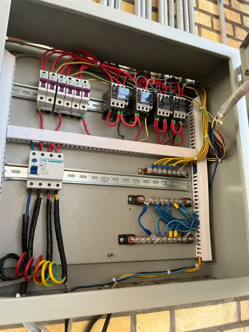 برقکاری.تعمیرات برق.نصبیات.عیب یابی.|خدمات پیشه و مهارت|اهواز, زیتون کارمندی|دیوار