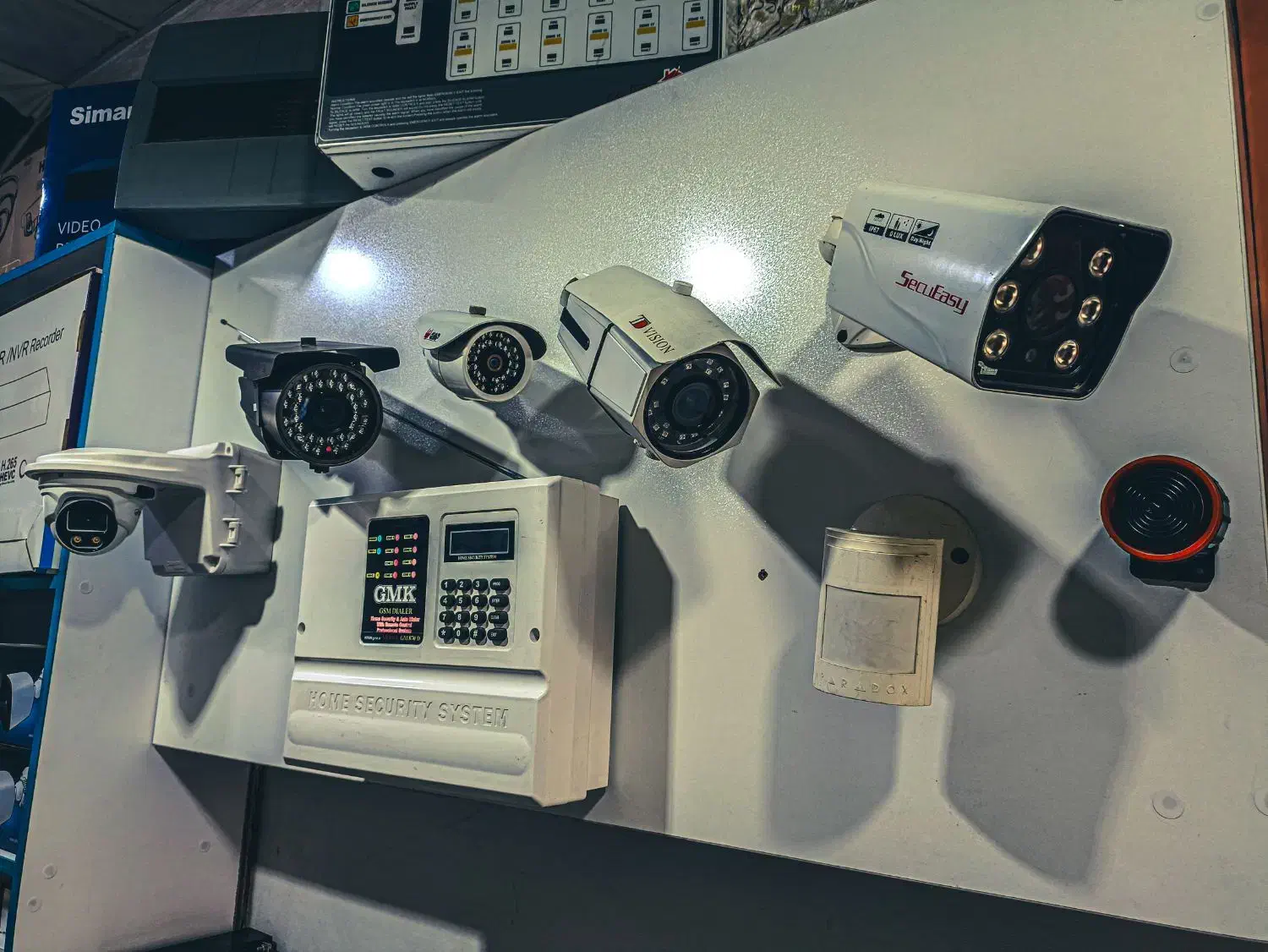 فروش و نصب دوربین های مداربسته|دوربین مداربسته|قم, ژاندارمها|دیوار