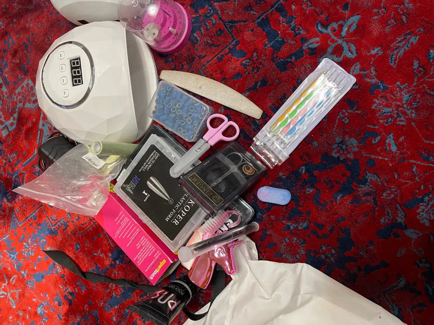 فول پک ناخن کاری|آرایشگاه و سالن‌های زیبایی|هشتگرد, شهرک راه آهن|دیوار