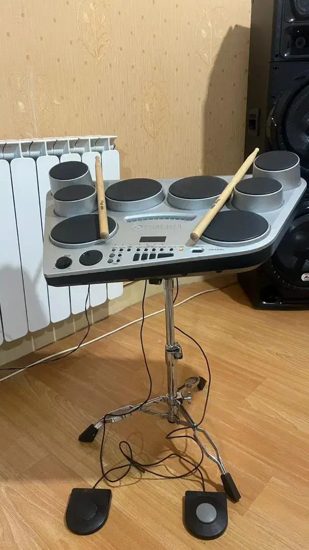 درام پرگاشن|درام و پرکاشن|رشت, بلوار گیلان|دیوار