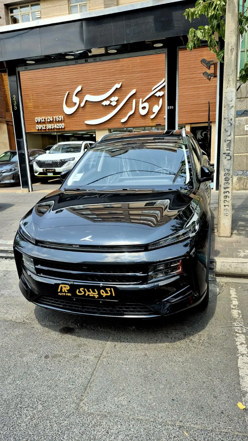 کی ام سی SR6 صفر مشکی اس آر۶ kmc مدل 1404|خودرو سواری و وانت|تهران, درختی|دیوار