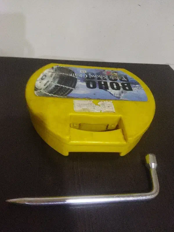 زنجیر چرخ  و اچار چرخ پراید نو|قطعات یدکی و لوازم جانبی|شیراز, باهنر|دیوار