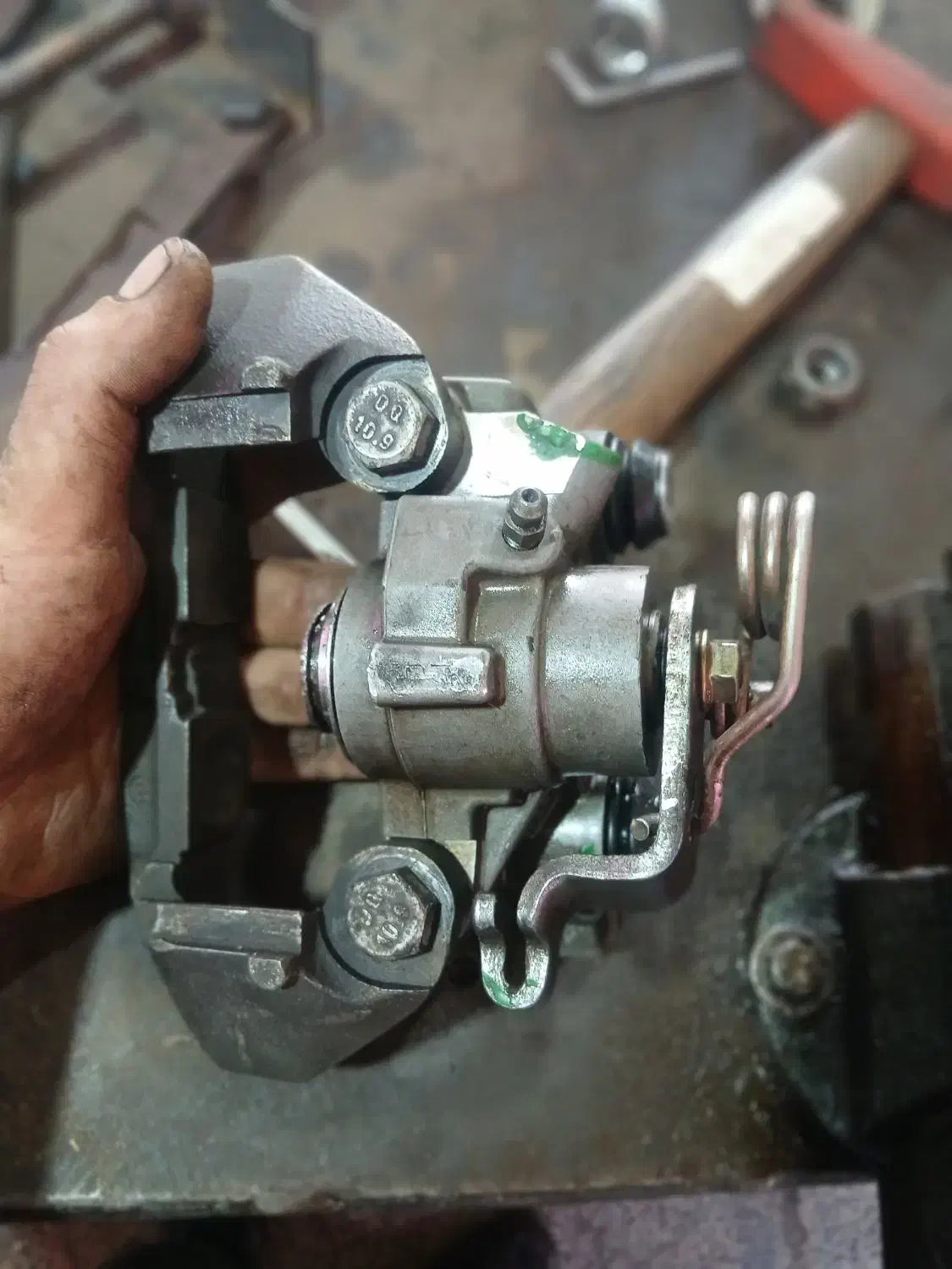 شاگرد ترمز سازی|استخدام صنعتی، فنی، مهندسی|گرگان, |دیوار