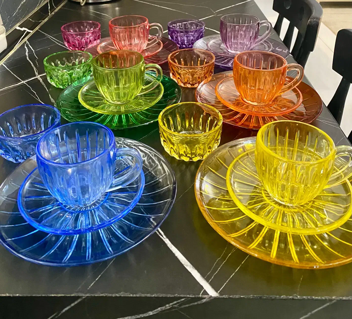 سرویس بلور رنگی فنجان نعلبکی بشقاب پیاله|ظروف سرو و پذیرایی|تهران, ارم|دیوار