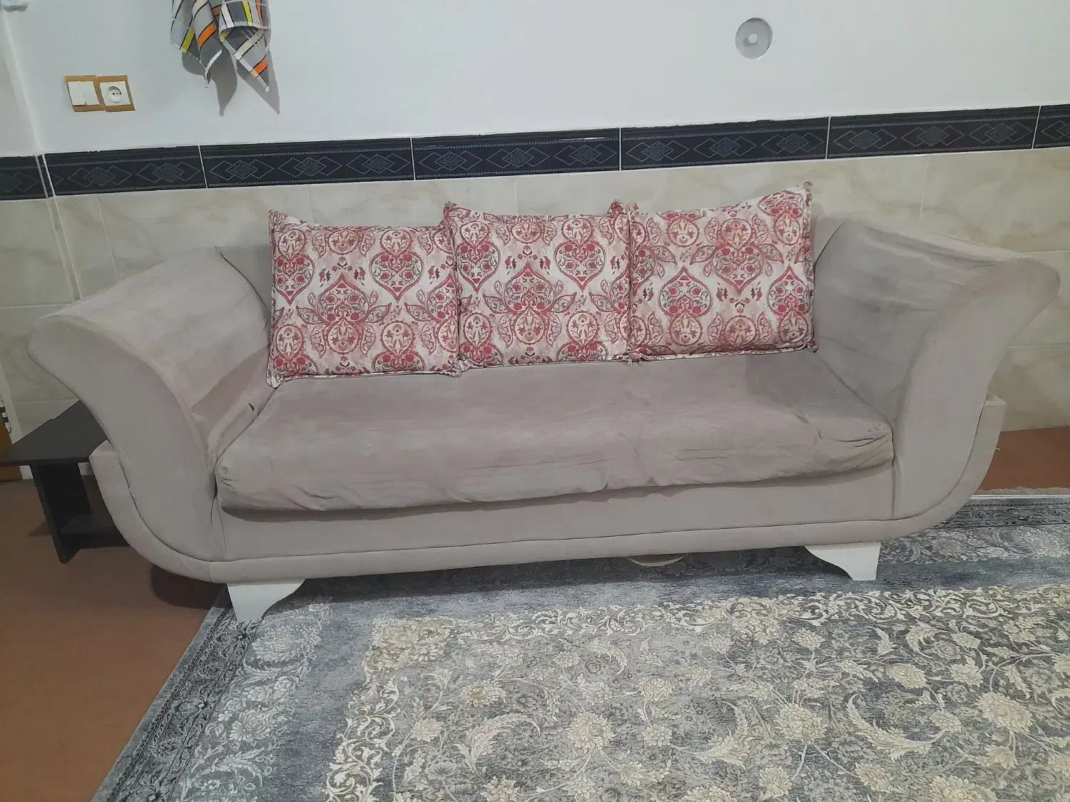 مبل ۷ نفره سالم|مبلمان خانگی و میز عسلی|کوهین, |دیوار