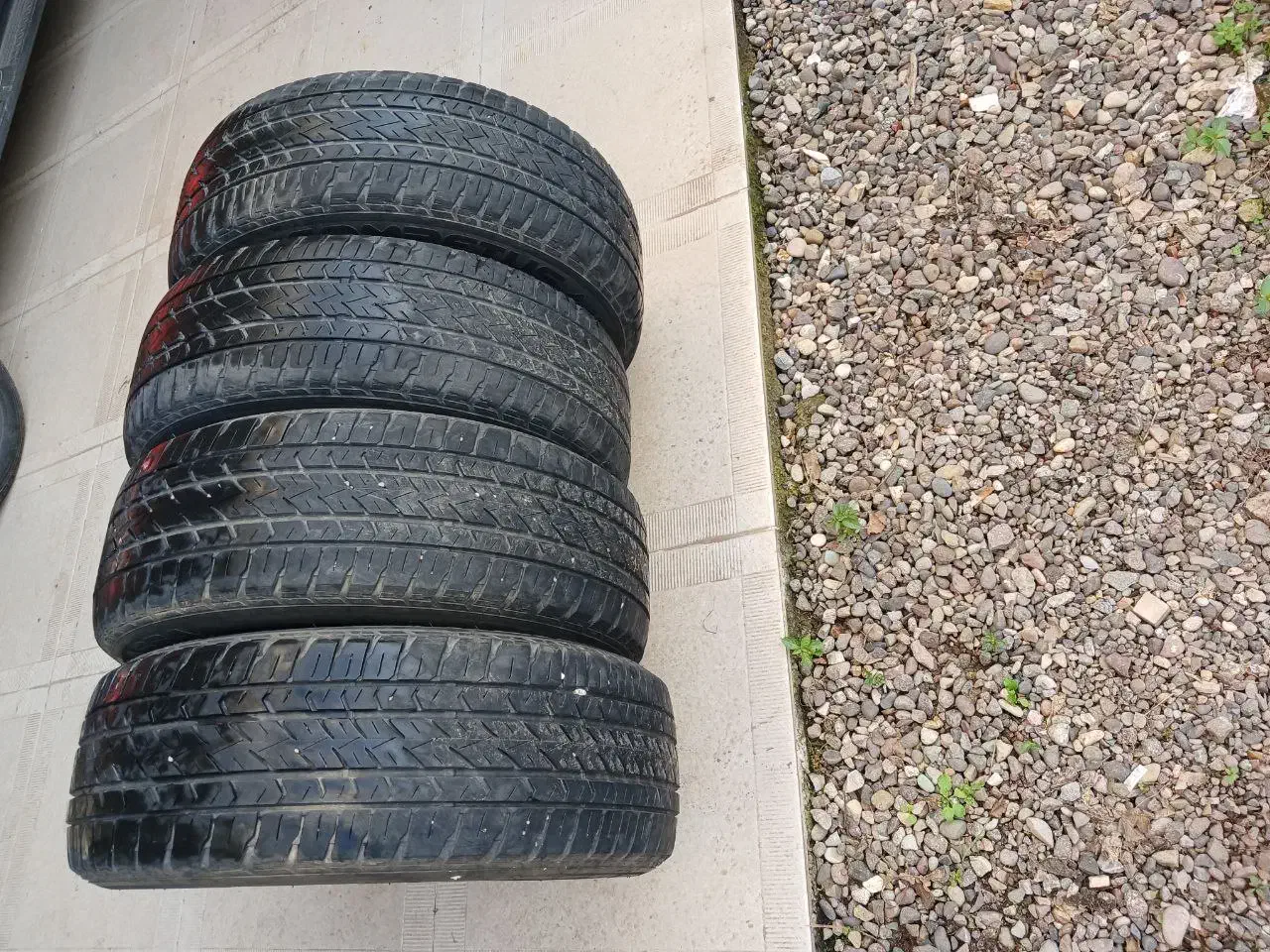 لاستیک 235/60/16|قطعات یدکی و لوازم جانبی|رشت, بالاکویه|دیوار