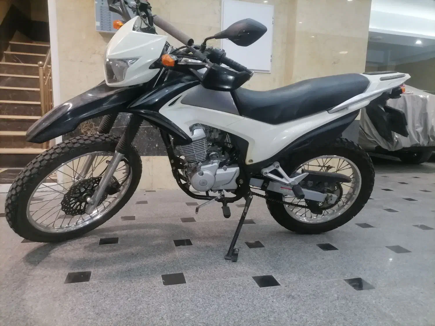 تریل پرواز 200 در حد کاربرات|موتورسیکلت|تهران, شکیبا|دیوار