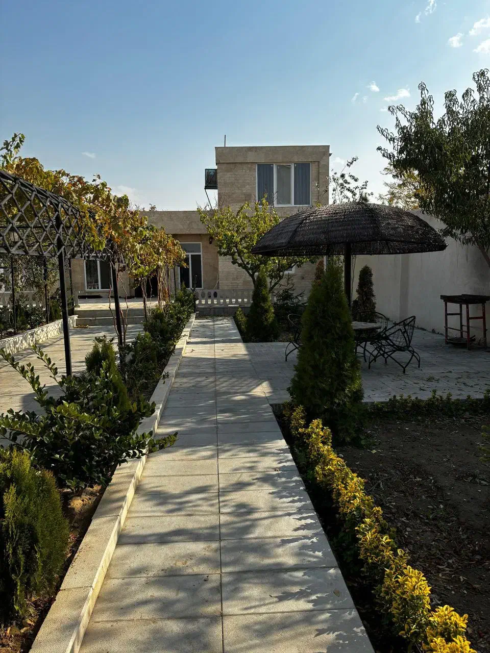 ویلا درجه یک فول فول|اجارهٔ کوتاه‌مدت ویلا و باغ|گنبد کاووس, |دیوار