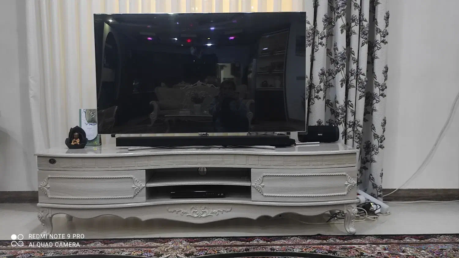 میز تی‌وی|میز تلویزیون|رشت, حمیدیان|دیوار