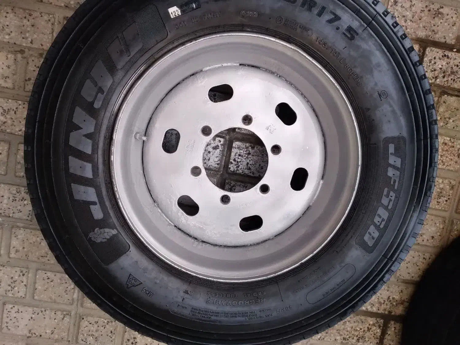 رینگ و لاستیک نیسان|قطعات یدکی و لوازم جانبی|مشهد, مصلی (کارمندان اول)|دیوار