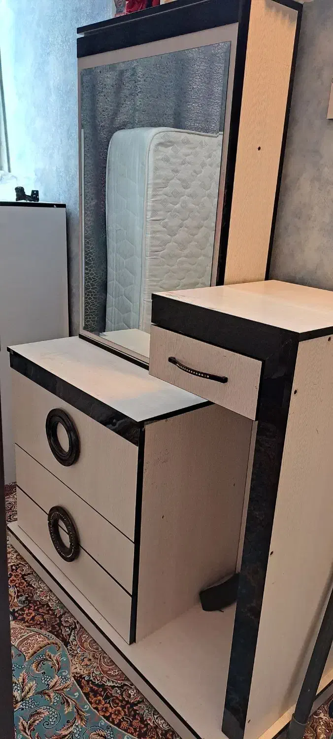 کمد دراور و پاتختی|تخت و سرویس خواب|تهران, بهداشت|دیوار