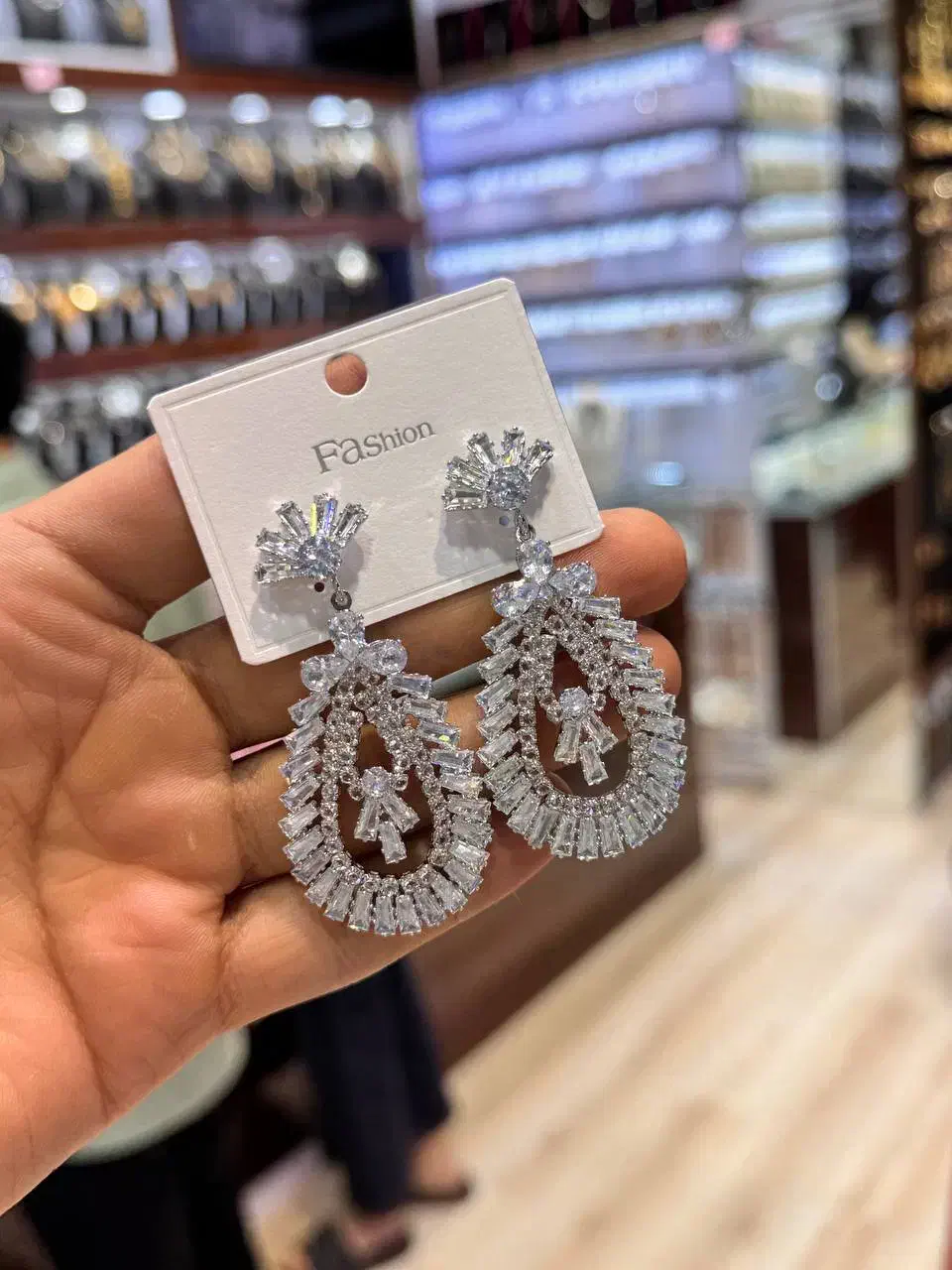 گوشواره جواهری|جواهرات|تهران, شهرک شریفی|دیوار