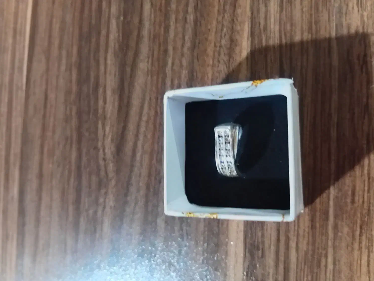 نقره|جواهرات|قم, چهل درخت‎|دیوار